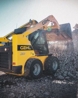 Gehl R260